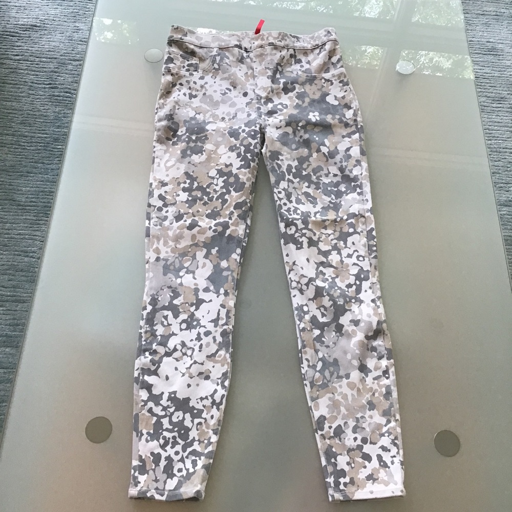 Spanx Jean-ish Leggings Denim Ankle‎ White Gray Tan Abstract Camo M 6 8